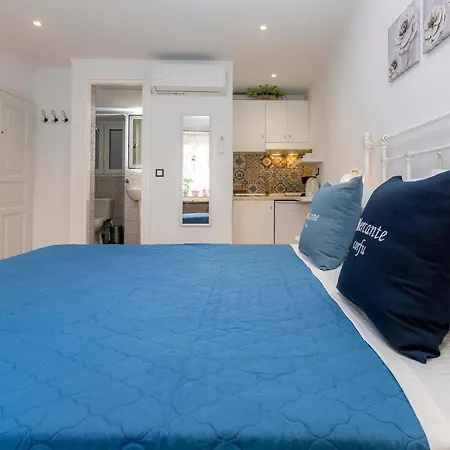 Mercante Studio Corfu Corfu (city)