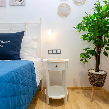 Mercante Studio Corfu * Corfu (city)